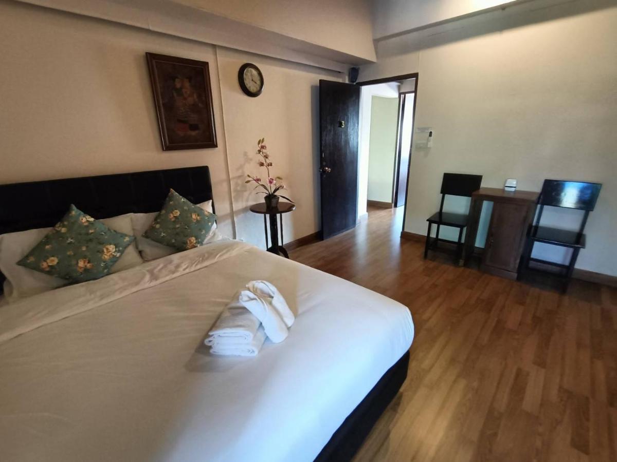 Hostel Soft Night Barzaar Chiang Mai Exterior foto